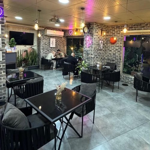 2561497_11517643--کافه-عربی-مهیار